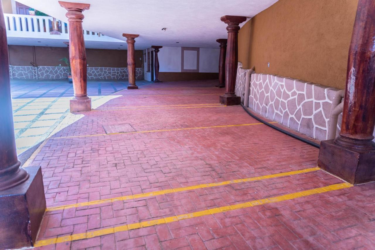 Casa Graciela Hotel Pátzcuaro מראה חיצוני תמונה