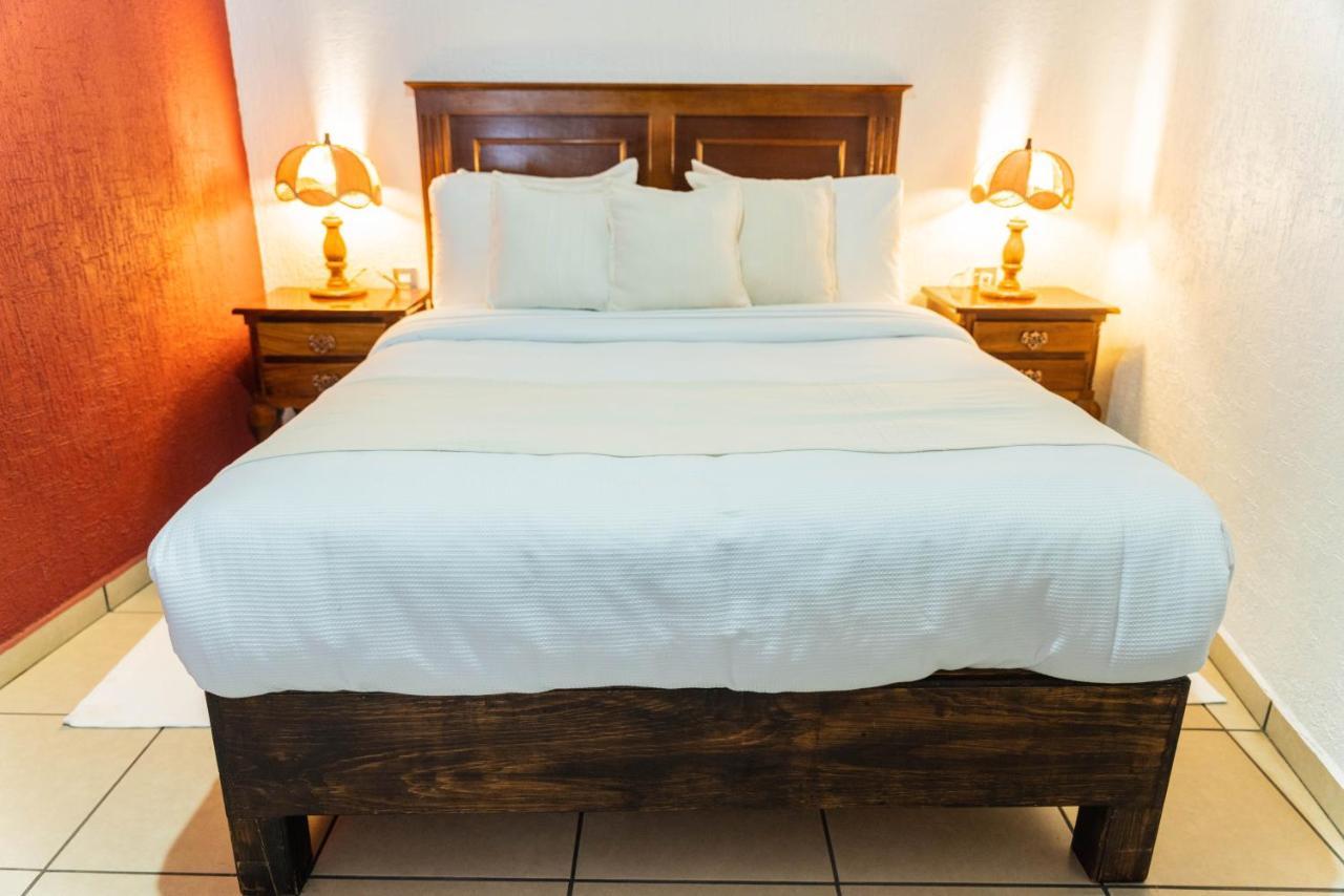 Casa Graciela Hotel Pátzcuaro מראה חיצוני תמונה
