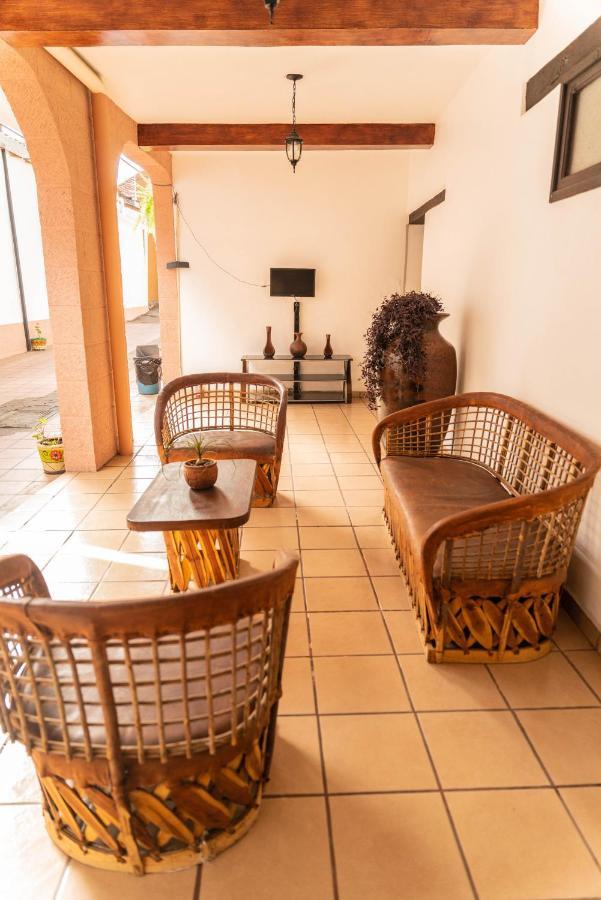 Casa Graciela Hotel Pátzcuaro מראה חיצוני תמונה